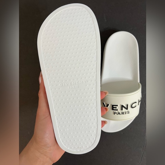 Givenchy Pool Slides - Picture 6 of 10